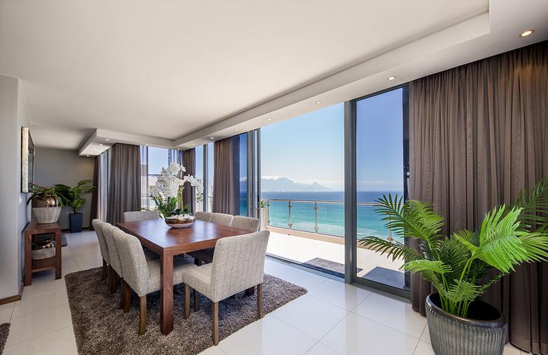 4 Bedroom Property for Sale in Bloubergstrand Western Cape